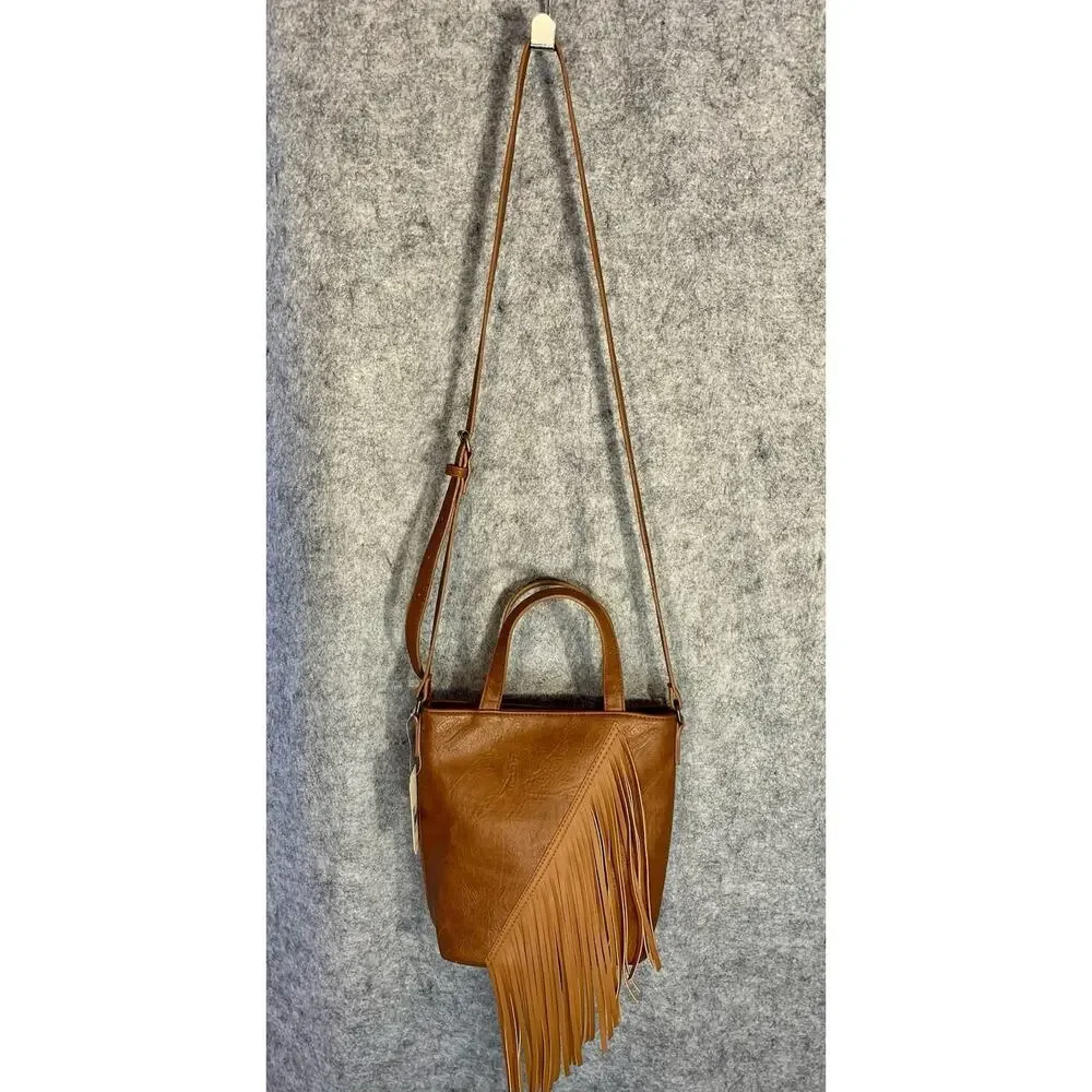 NWT GB Girls Boho Fringe Purse, Vegan Leather Boho Festival Bag Crossbody Adjust